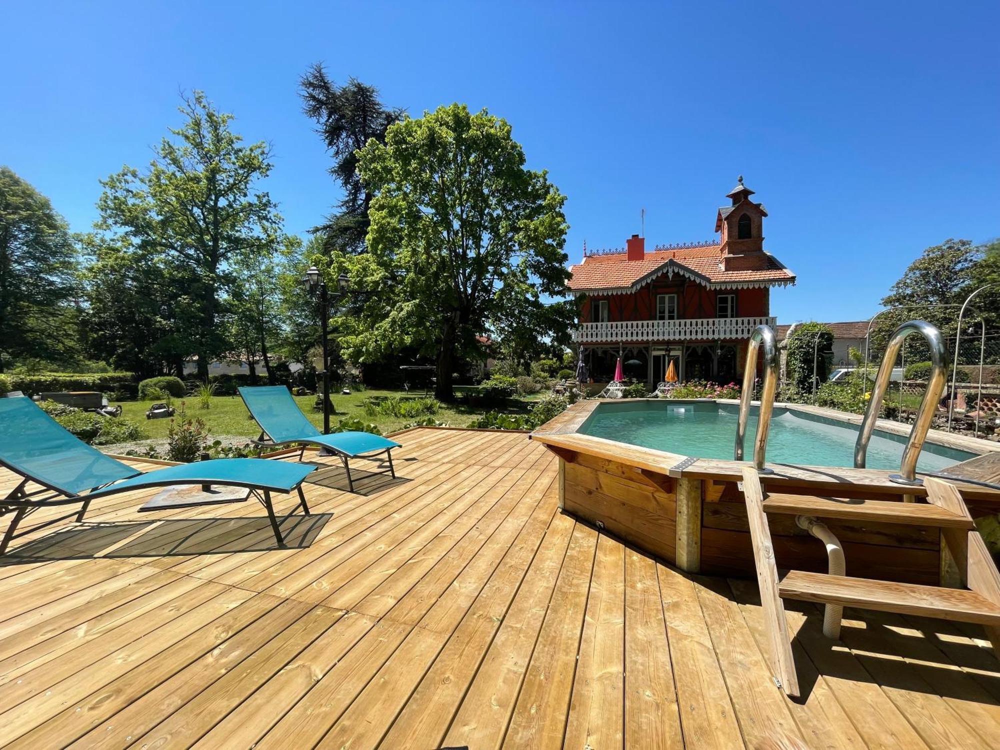 Domaine La Belle Histoire - Gite Cote Parc Besset Extérieur photo
